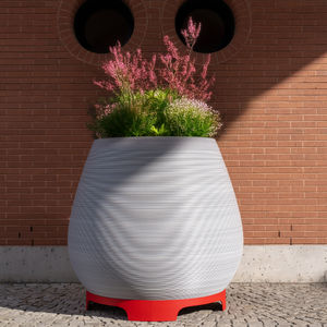 stainless steel planter