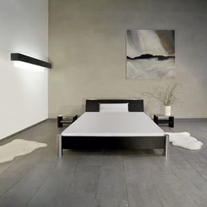 canopy bed