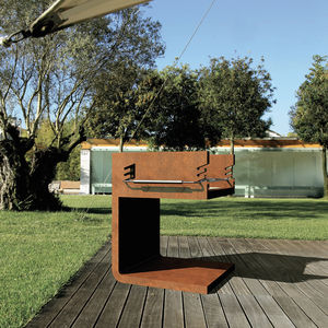 charcoal barbecue 1