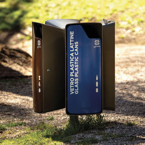 public trash can 1