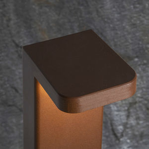 garden bollard light