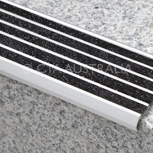 aluminum stair nosing