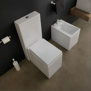 free-standing toilet 1