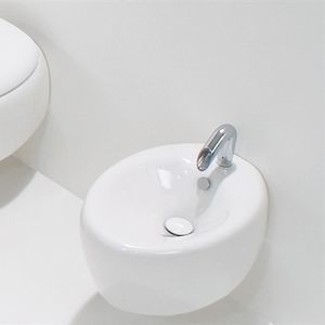 wall-hung bidet 1