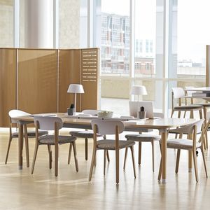 standard highchair