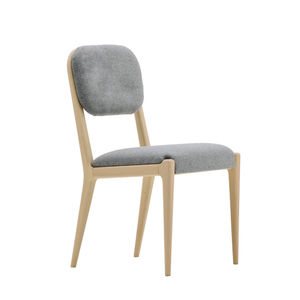 contemporary visitor chair / with armrests / upholstered / solid wood
