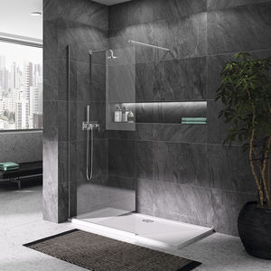 fixed shower screen