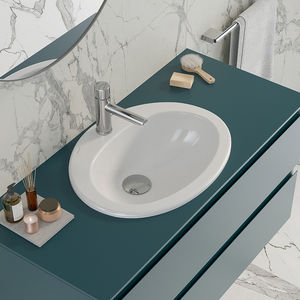 built-in washbasin