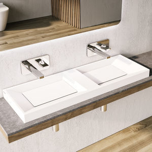 wall-hung washbasin