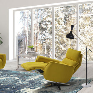 contemporary reclining armchair