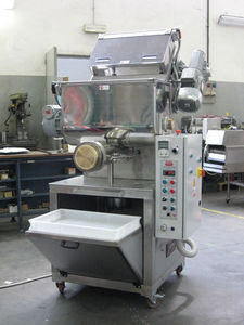 commercial pasta press