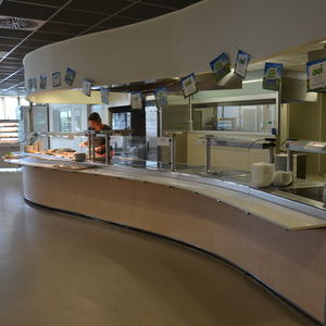 shop refrigerated display case