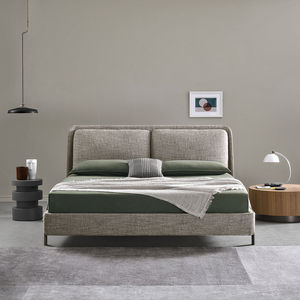 king size bed 1