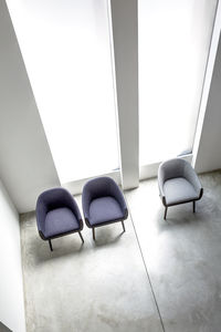contemporary visitor armchair