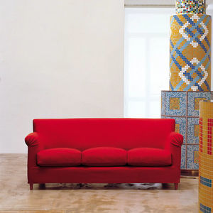 traditional sofa 1