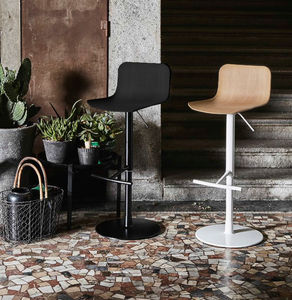 contemporary bar chair