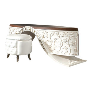 classic dressing table