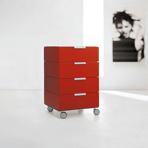 lacquered aluminum office unit