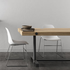 contemporary visitor chair