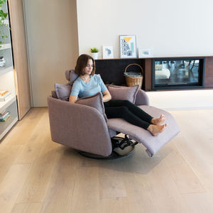 contemporary reclining armchair