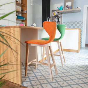 contemporary bar chair