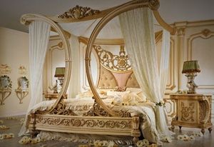 canopy bed