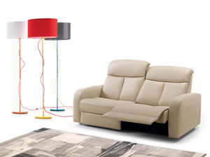 contemporary sofa / leather / 2-person / with footrest