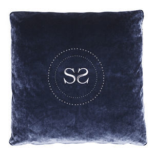 square cushion