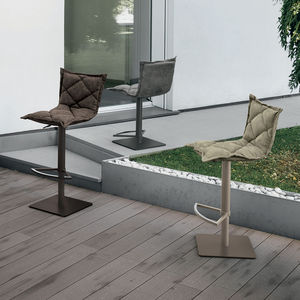 contemporary bar chair