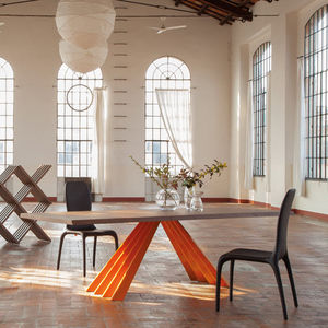 contemporary dining table / wooden / metal / ceramic