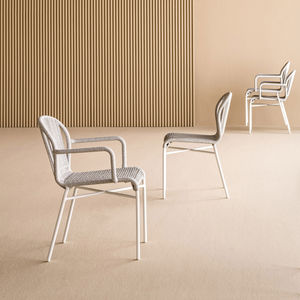 garden chair with armrests 1