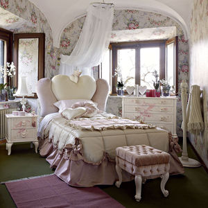 white children's bedroom furniture set