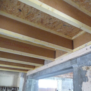 solid wood beam / I