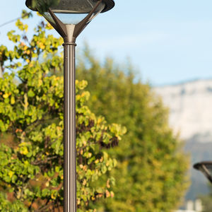 urban lamp post