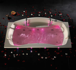whirlpool bathtub