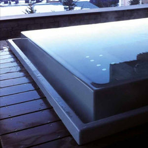 built-in hot tub 1