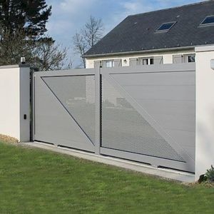 sliding gate 1