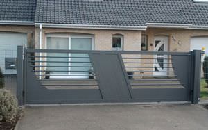 sliding gate 1