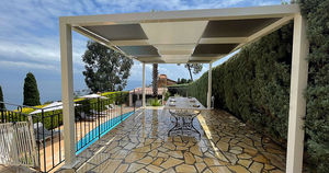 self-supporting pergola
