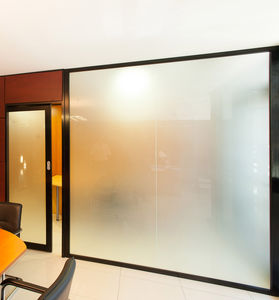 removable partition / glass / for offices / translucent