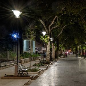 urban lamp post