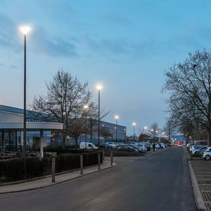 urban lamppost / contemporary / aluminum / polycarbonate