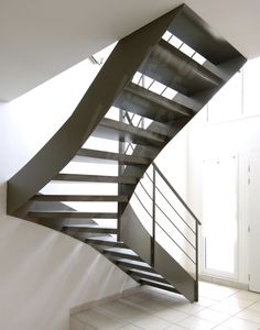 quarter-turn staircase