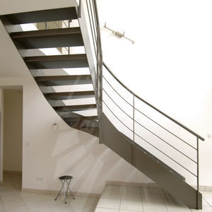 quarter-turn staircase