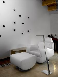 floor-standing lamp / contemporary / glass / brass