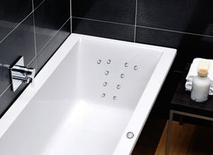 acrylic bathtub / whirlpool