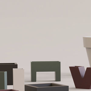 polyethylene planter