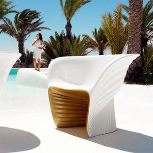 organic design armchair