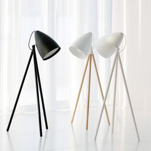 floor-standing lamp