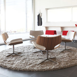 contemporary visitor armchair